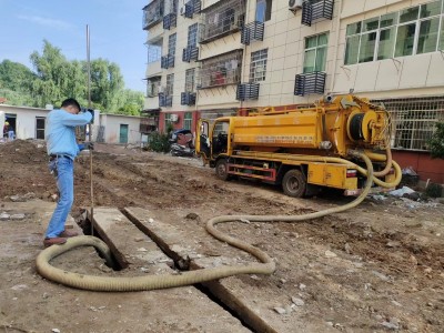 疏通管道过程中损坏了管道需要客户