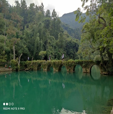 贵州六盘水月照机场旅游接机车队：为您的出行保驾护航